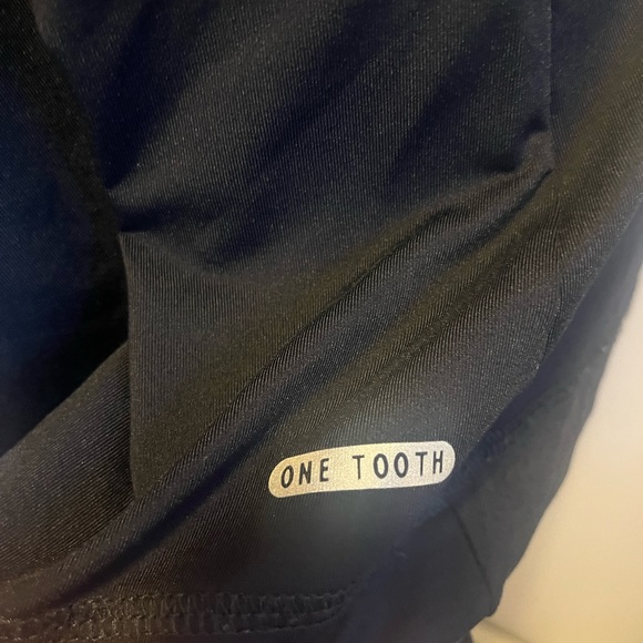 One Tooth Tank Top - Picture 3 of 3